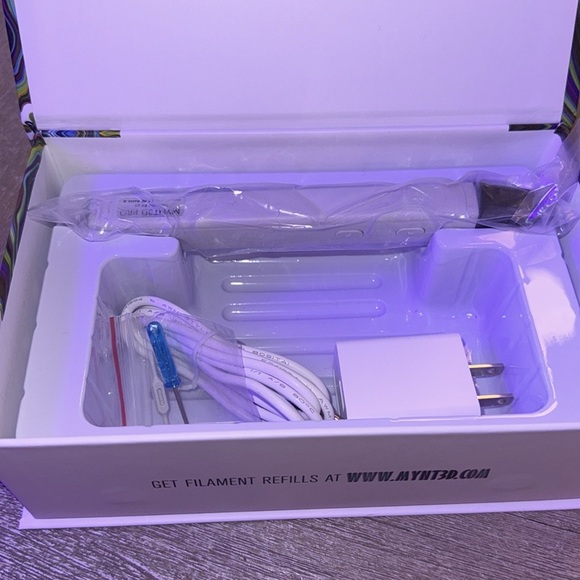 NWOT MYNT3D Printing Pen with extra PLA filament - Picture 3 of 5